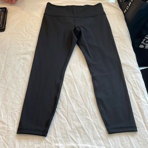 Athleta elation train 7/8 tight black medium